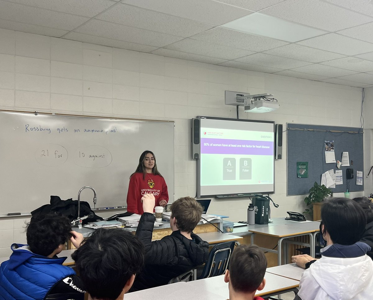DrSandiDumanski's tweet photo. It’s never too early to start talking about #hearthealthy choices! Thanks to the grade 9’s at @qeeyyc for chatting with women’s 🫀health advocate @ElahaNiazi about @WearRedCanada! @LibinInstitute #LibinWearsRed #HerHeartMatters https://t.co/7AEwBzLM2J