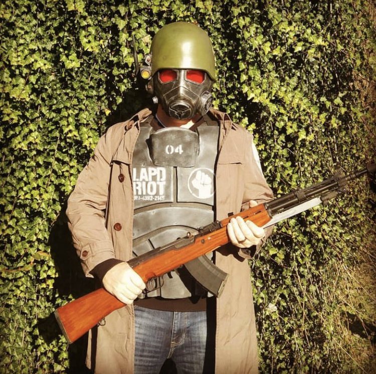 JosephB4U2C's tweet photo. I can’t wait for the Fallout TV series. I made so many props over the years. https://t.co/GUaxhkGAFU