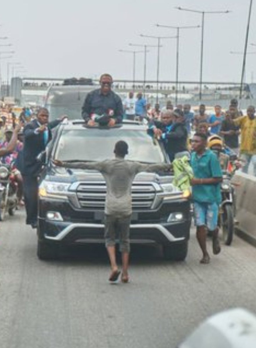 YAIKUUB's tweet photo. Dear World! THIS IS @PeterObi, Nigeria's incoming President with the OBIDIENT Nigerian Citizens in Lagos Nigeria. God Save Nigeria. 🙏🏽 🇳🇬

Pure Joy! POisComng #ObiDattiInLagos #VoteTheLabourParty #VoteObiDattiFeb25th https://t.co/zpaSnaVuZM