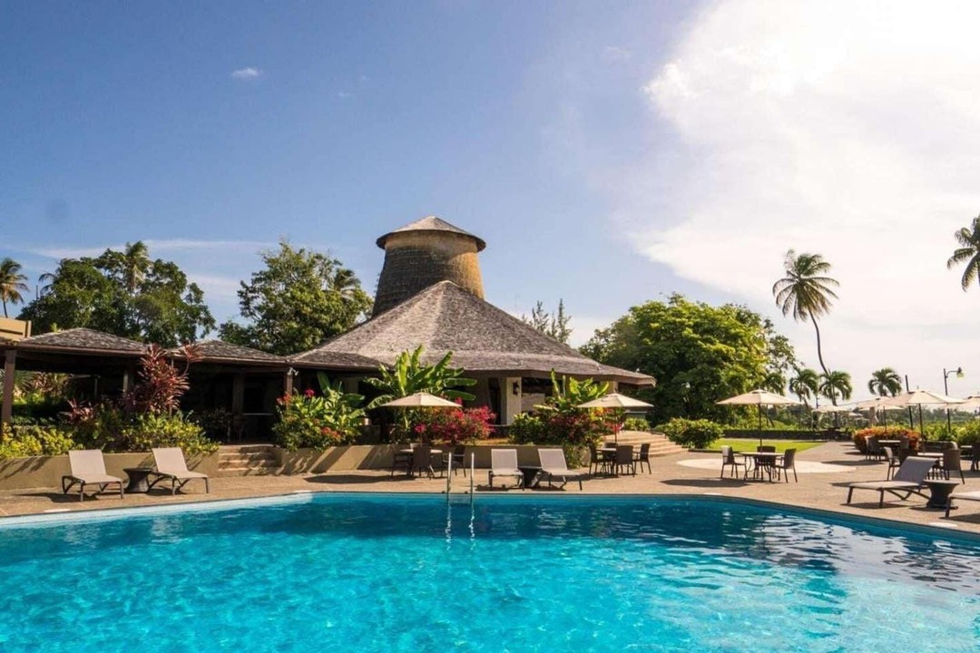 visit_tobago's tweet image. Being poolside should definitely be at the top of the list of your Carnival cooldown plans. Here's a glimpse into the #PoolsofTobago 🏝 Looking for more? Click the link to view the list of the Pools of Tobago! bit.ly/3RRyTXx

#TobagoBeyond #101ReasonsTobago