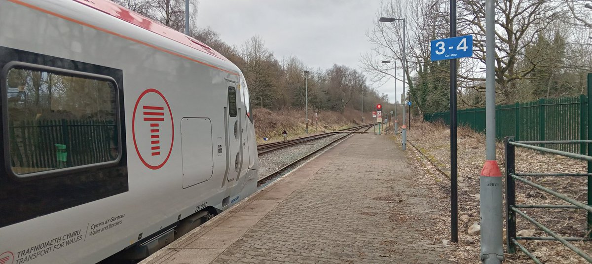 NotYOLOSmh's tweet image. That was a nice journey 

My first time going to Rhymney and first time going on the whole Rhymney line 

Time to go back 
#Class231 @tfwrail