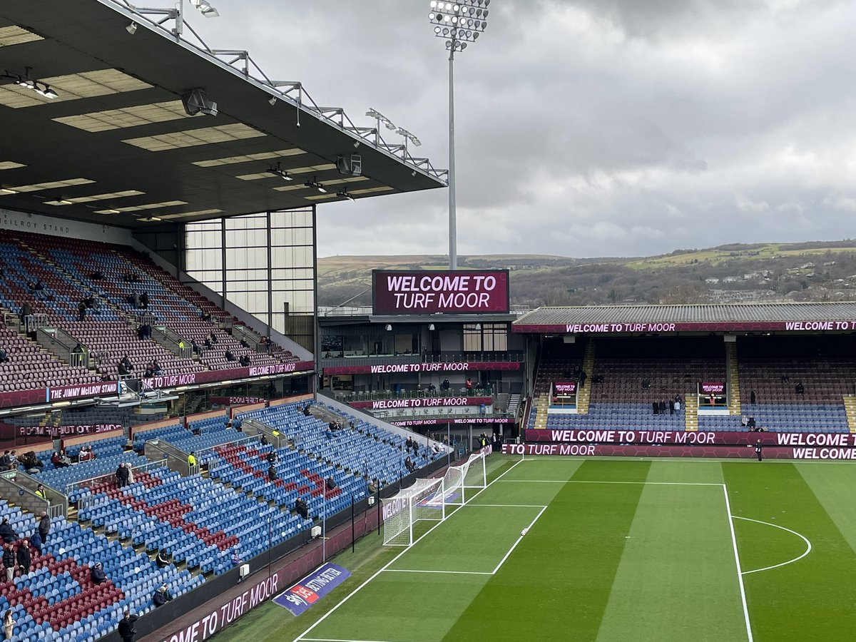 hankit78's tweet photo. Excited for todays game !  #BURPNE #UTC ⚽️⚽️⚽️ https://t.co/MwUR8fhRxT