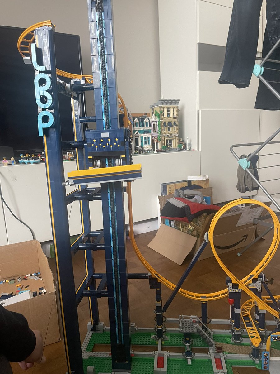 blackberrychris's tweet photo. When your brain can’t take anymore uni reading so you take a Lego break. Safe to say this massive build is coming together!! #lego #legoloopcoaster #weekend https://t.co/XgK3KL1gB8