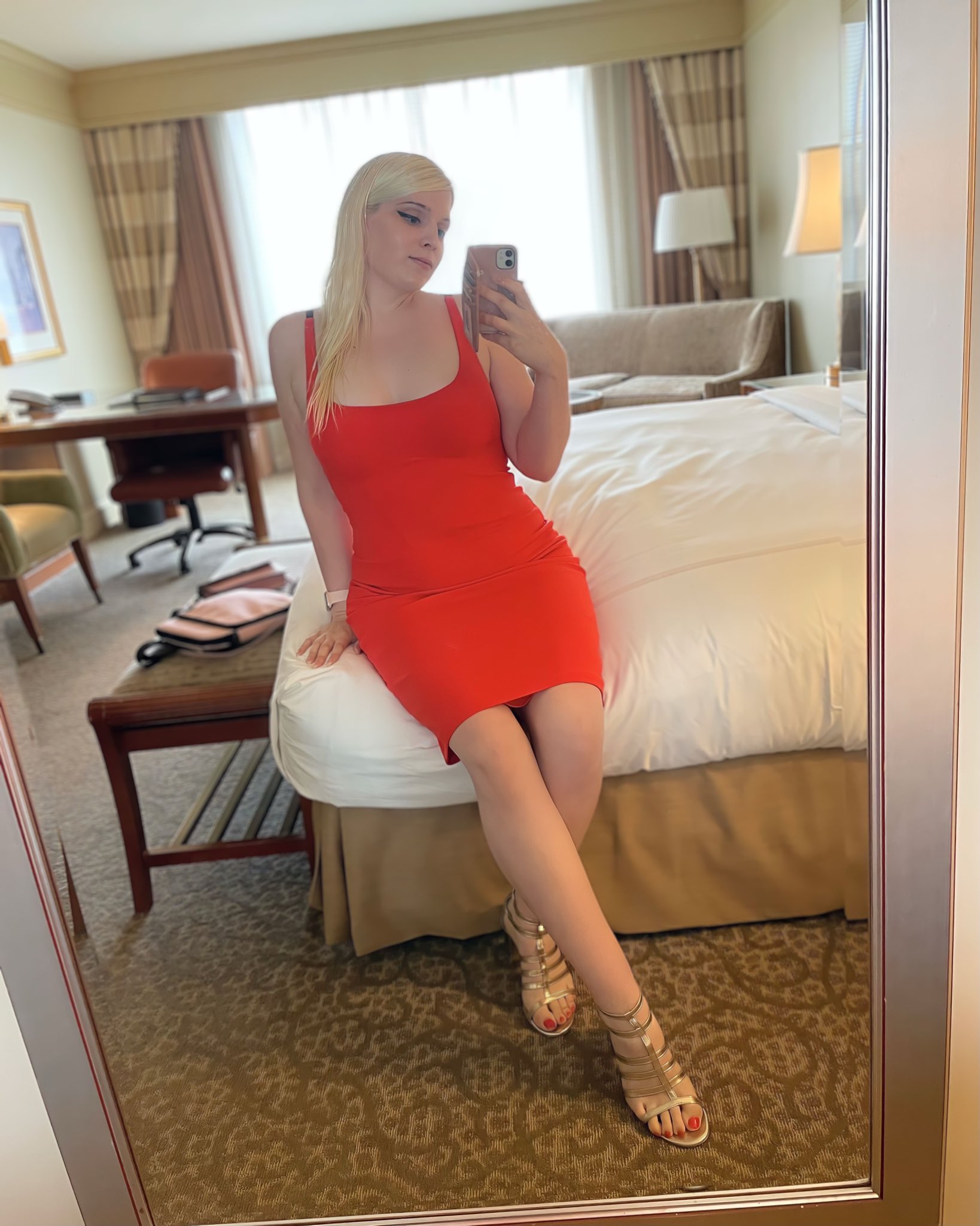 🏳️‍⚧️ Amanda Rae 🏳️‍⚧️ on Twitter: "Good morning how do I look? 🥹 https