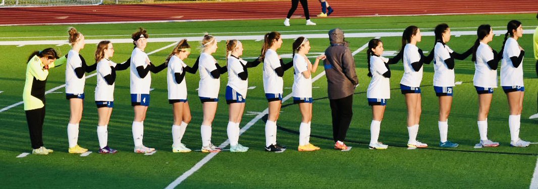 ashlemon7's tweet photo. Looking for that W again this morning!!#letsgo10 @Landrybowers10 @RRocketsSoccer https://t.co/cmwLuk4jjK