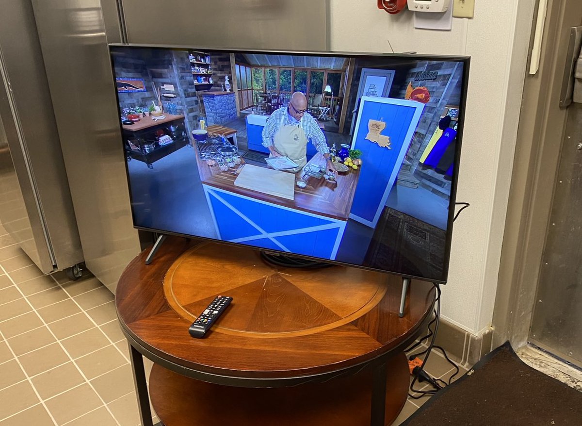 ChefKevinBelton's tweet photo. Kitchen view (behind the scenes, so the kitchen staff what I’m doing and can plan ahead). Y’all I had the best team EVER! #kevinbeltonscookinlouisiana #pbschef #cookinwithchefkevin https://t.co/1EGG7K3zpO