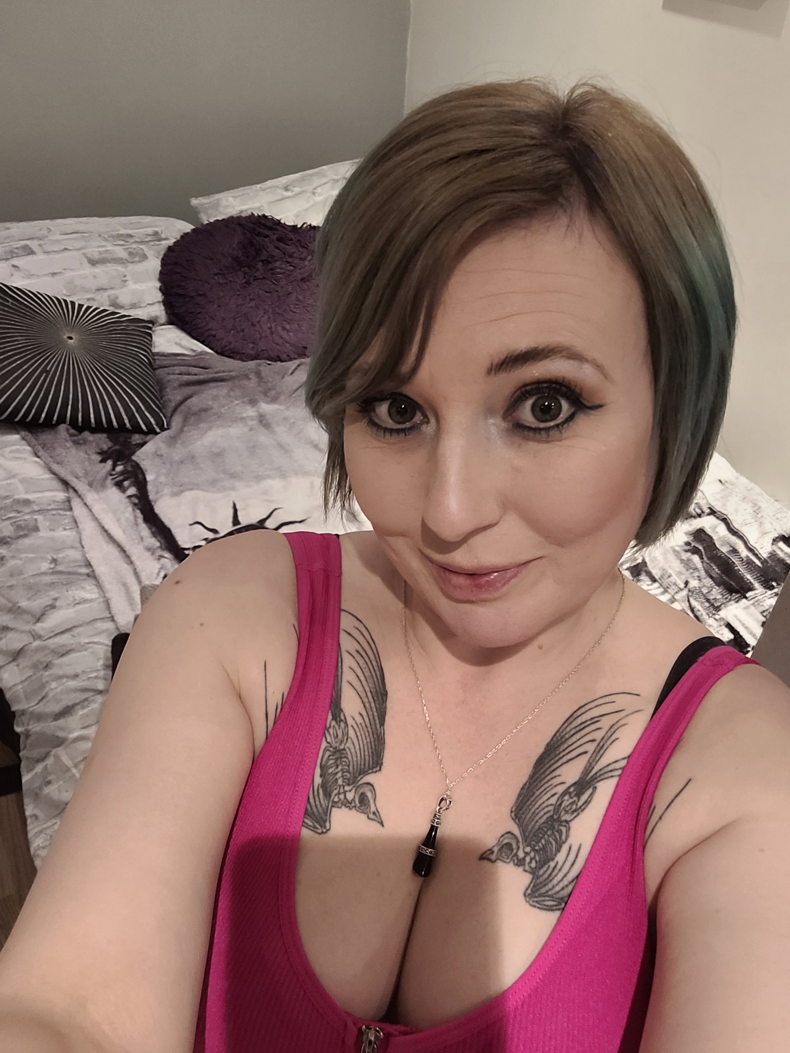 sexycieo-on-twitter-time-to-go-to-the-hairdressers-wonder-what
