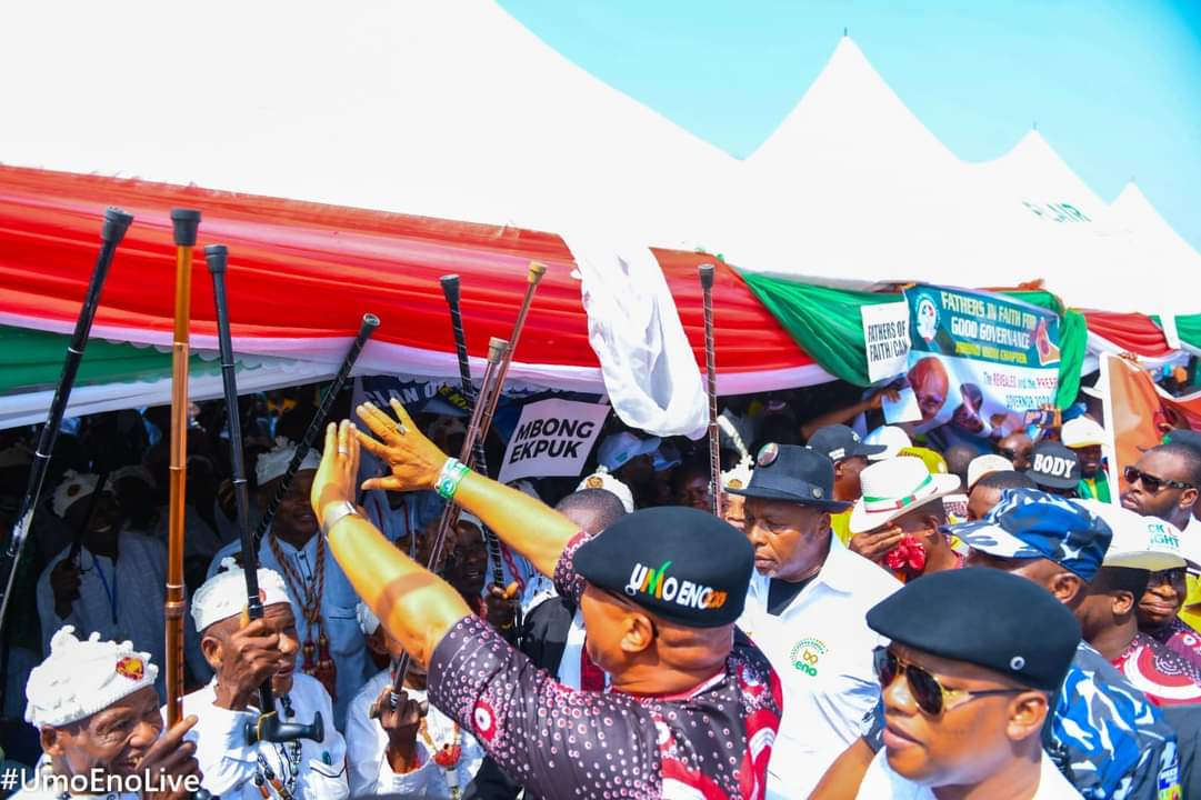 2023: Umo Eno in Ibiono Ibom LGA

The campaign train of the @OfficialPDPNig
Akwa Ibom Gubernatorial candidate berths in Ibiono Ibom LGA. 
Join the winning team! 

#IbionoIbomRally #AkwaIbomisPDP #UmoEnoLive #VotePDP