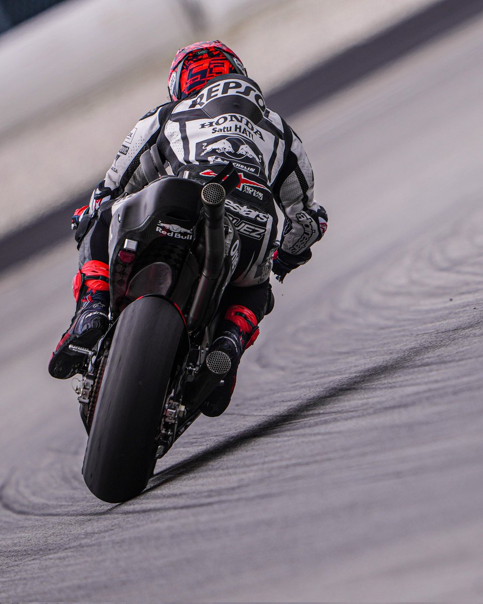 Denny Stephenson 2 on Twitter "Why does the MotoGP Honda look much the