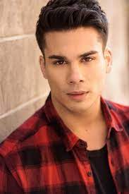 merlinpapin3's tweet photo. .@FredOL69007 On souhaite un Bon Anniversaire à  #DrewRayTanner qui a 31 ans on peut le voir dans 

50 States of Fright 
Riverdale
Work It
The Order

Toi moi et Elle https://t.co/ZhEpGfMbam