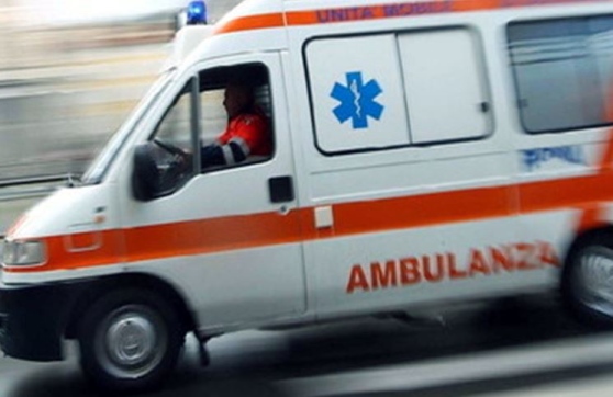 ilSicilia's tweet image. #Cronaca #ferito Palermo, viene investita da auto: donna in gravi condizioni dlvr.it/SjGVSn