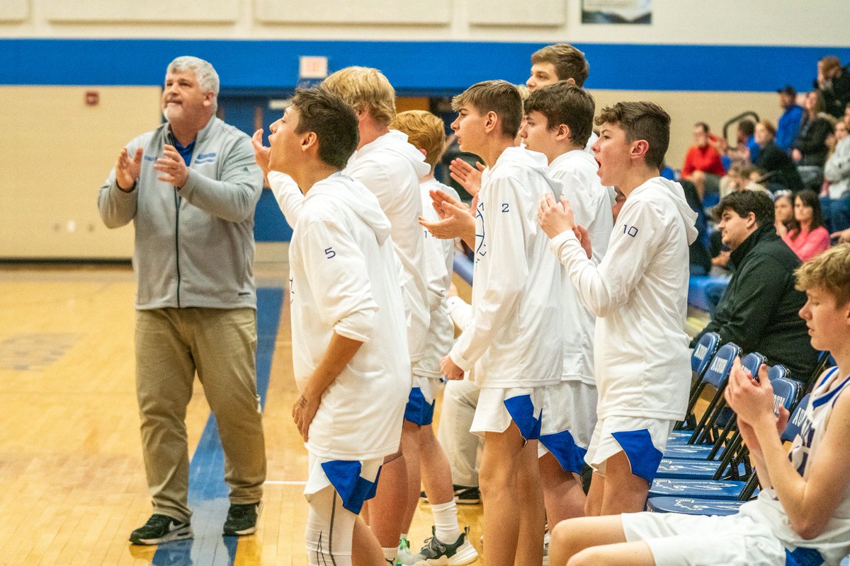 Good Luck to <a href="/AuburnHSEagles/">Auburn High</a> Footie Freshmen Alex, Board, Jude, &amp; Rosenbaum &amp; the Rest of the <a href="/eagles_auburn/">Auburn Eagles Basketball</a> JV Hoopers Challenging for the MED JV Belt Today!!!

#ChampionshipSaturday🏀
#GetYourPopcornReady🍿