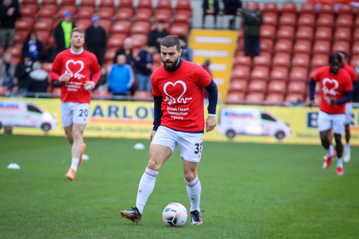 In support of the British Heart Foundation Cymru ❤️

🔴⚪️ #WxmAFC
