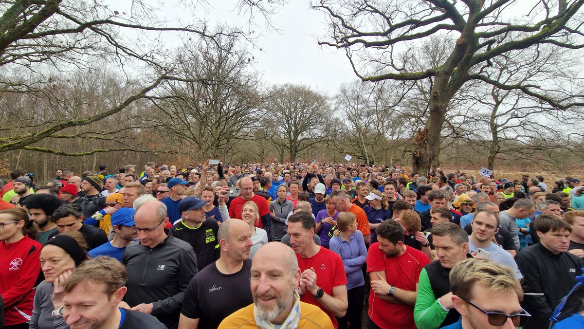 @wimbdonparkrun event 777 was super busy: ~1080 runners attended today! About 500 more than last week @WimbledonCommon #running #publicHealth #Health
