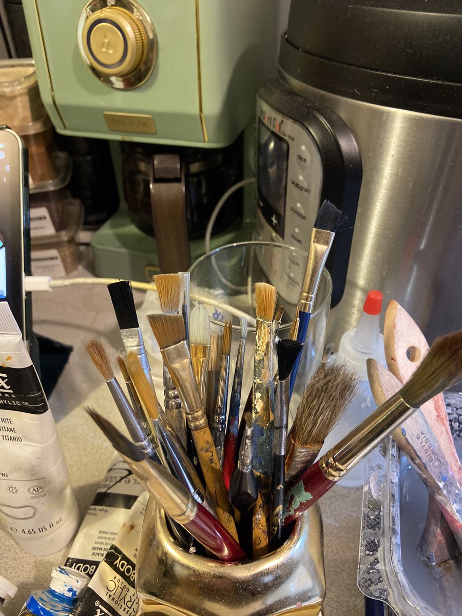 AllDarkMatter's tweet photo. I wish I could focus on one thing and not want to draw and paint everything all at once. ADHD is hard #ADHD #Focus #art #creativity #Artists https://t.co/ltwuXNNbhX