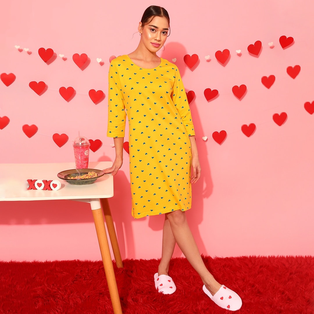 Cloviafashions's tweet image. Cuddle buddy😍

Product featured:
100% Cotton Heart Print Short Night Dress in Yellow - NS1489P02

Explore more styles in our V-day collection!

#heartprint #nightwear #ValentinesDay