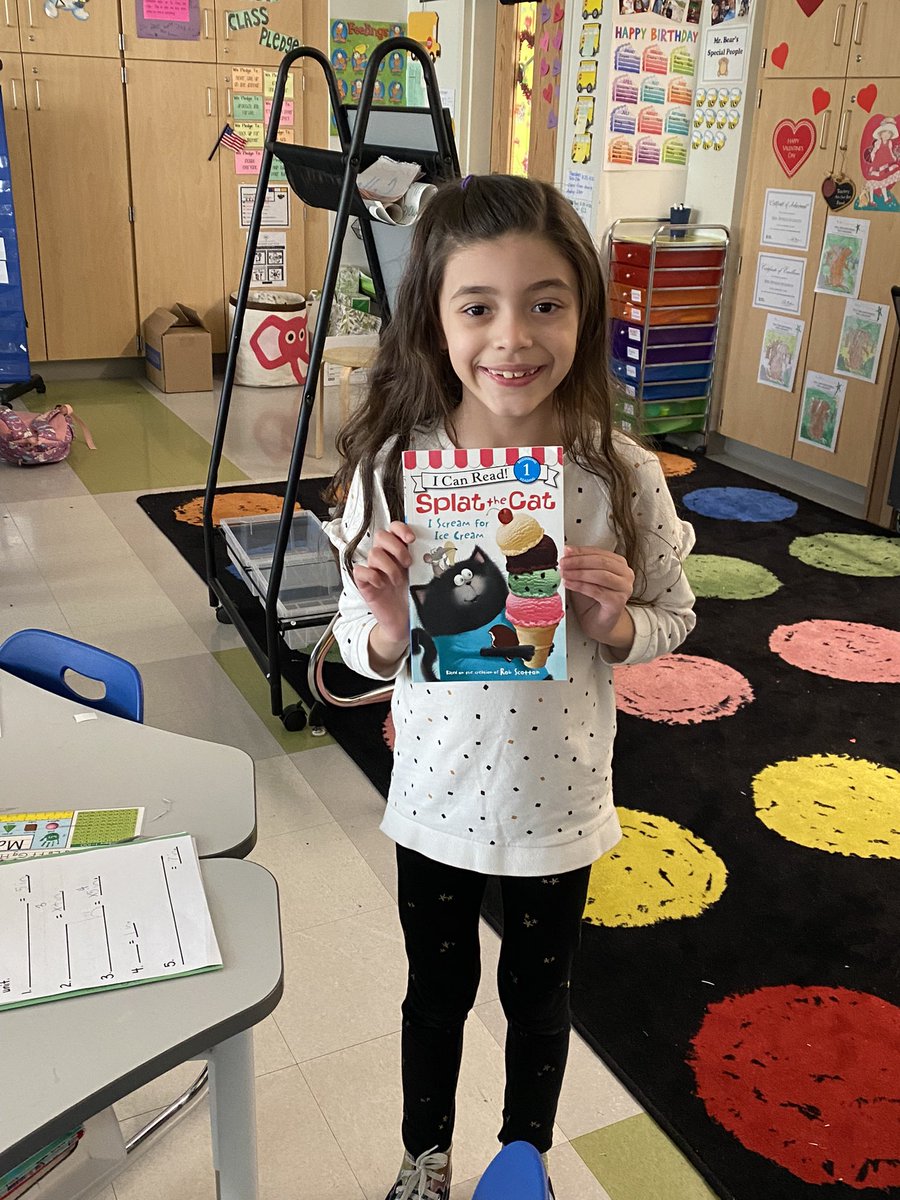 MrsAHynes's tweet photo. After reading βLove, Splatβ my students brought in their own Splat the Cat books to share. Students worked very hard on their βI feel lovedβ writing project & made their own Splat! #rss11 #welovetoread #splatthecat @robscotton #welovetowrite @RotellaWarren @CounselorWTSD https://t.co/g9waAju1lf