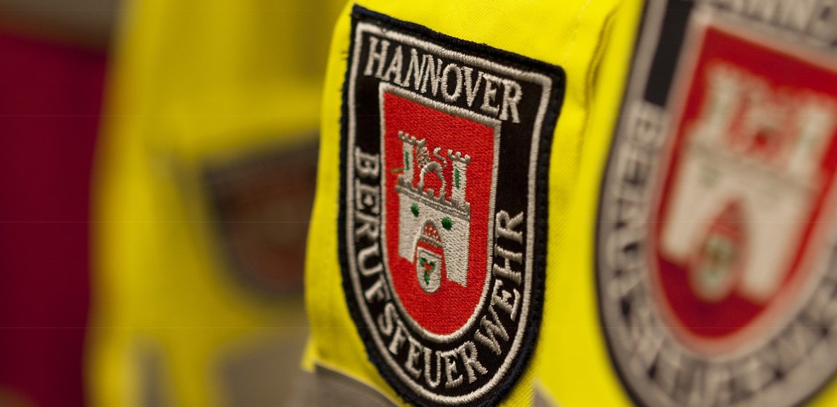 Und das war's von uns für heute. Wir hoffen, es waren spannende Einblicke dabei. An dieser Stelle ein DANKESCHÖN an alle haupt- und ehrenamtlichen Einsatzkräfte der Feuerwehr Hannover sowie ASB, DLRG, DRK, Johanniter, Malteser und THW!  #112live #Hannover112 #EinsatzfürHannover