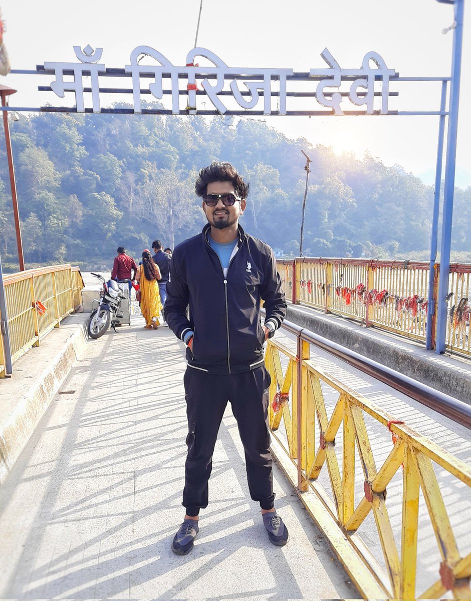 bitthal_ch01's tweet photo. Garjiya devi mandir uttarakhand ❤️
#girjiya_temple❤️✌
#uttarakhand
#temple
🔍𝐓𝐚𝐠 𝐦𝐞 = #aniket_chaurasiya #fallowaniket #aniketfans
🖥𝐄𝐝𝐢𝐭 𝐛𝐲 = @bitthal_editz
#model #photography #modeling #fashionblogger #India #uk @_mr_mayank_yadav @mr_nigam0001 @instagram https://t.co/uJG2fDRtM8