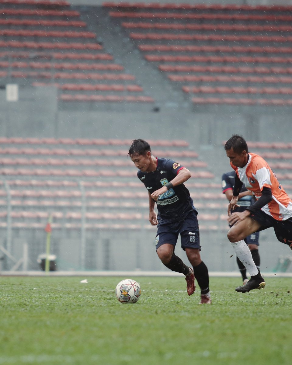 gresikutdFC's tweet photo. Pertandingan penutup kami di Malaysia hari ini sebelum kembali ke tanah air 💛

Ada wajah baru mengisi lini tengah Tim hari ini 🤩

#GresikUnited #LaskarJokoSamudro https://t.co/OlyfeYgehs