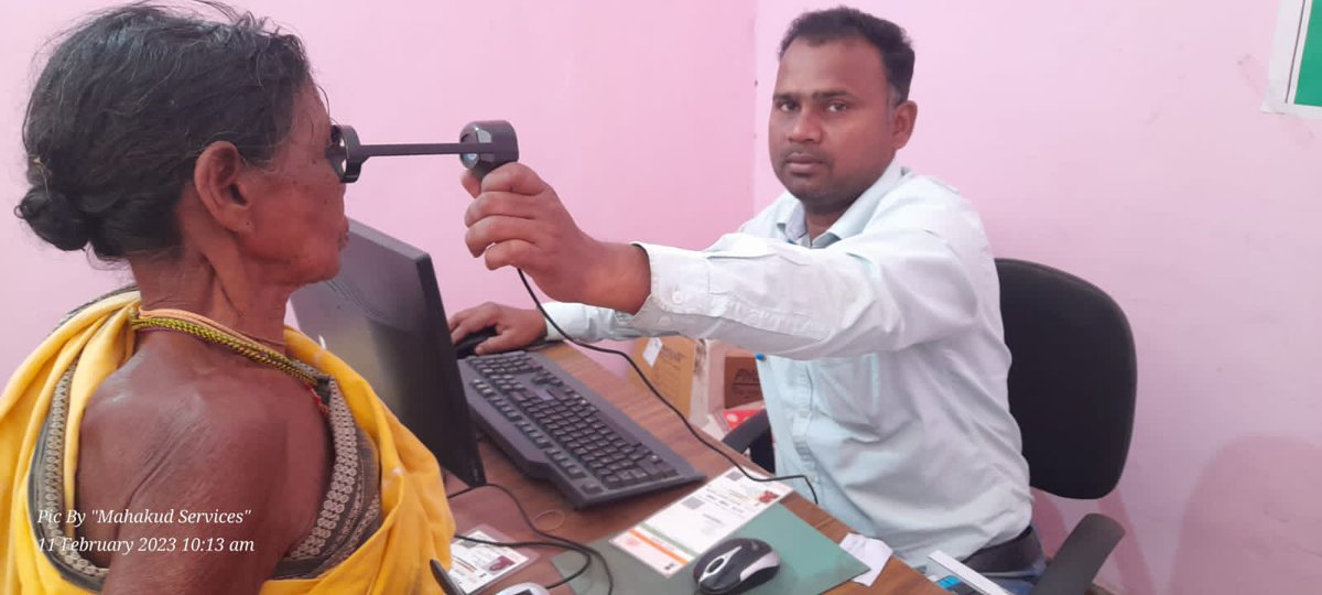 OdishaSpv's tweet image. CSC VLE Prasanta Kumar Mahakud from Sambalpur,Odisha help citizens to withdraw their Cash through Digipay using IRIS. CSC will provide Banking service to each Citizens through Digipay.

@CSCegov_ @sanjaykrakesh @SwornaprabhaSi1 @Krisiirm