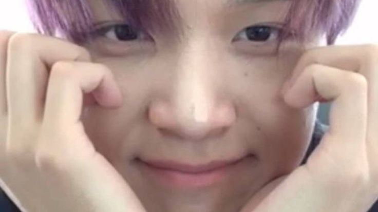 Selamat bertemu tanggal sembilan untuk ke sebelas kalinya ya, kelewat si tapi gapapa lah ya kan aku mencintaimu setiap hari bukan tanggal sembilan aja.

Lobuuuuuuuuuuuuu, adek <3