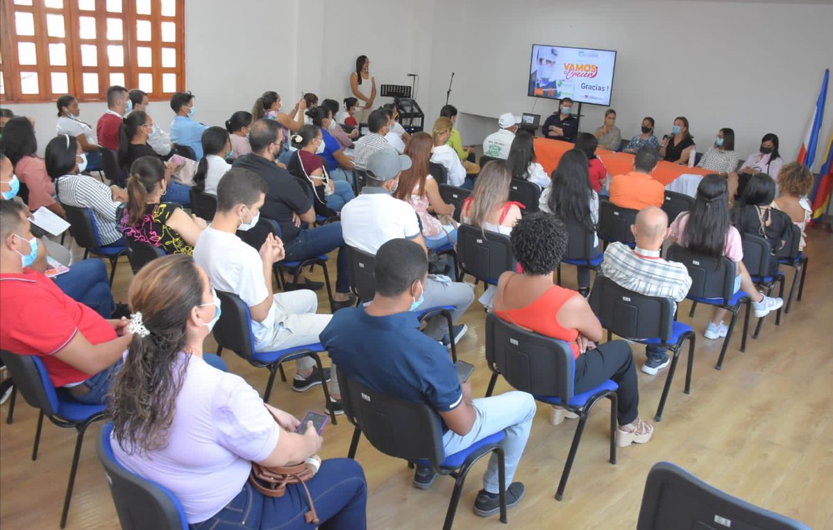 MelloCastroG's tweet photo. #ValleduparEsprogreso porque con un total de 60 emprendedores impactados. Se les brindaron herramientas de valor y servicio en diferentes competencias y metodologías de innovación. https://t.co/fbueF0RDRm