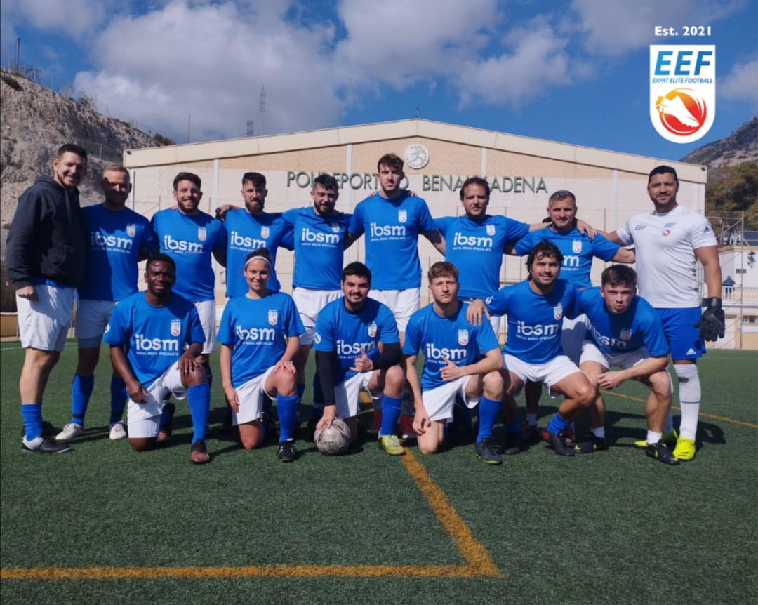 EefElite's tweet photo. First 11s of the year 💯⚽🙌

#expatsclub #costadelsol #lovefootball #expats #spain #futbol #expatfootballspain #blueskies #fun #mijas #fitness #fuengirola #getfit #newfriends #lifeinspain #malagacity #training #funinthesun #elite #marbella #club #footballtours https://t.co/CdD0qsENRv
