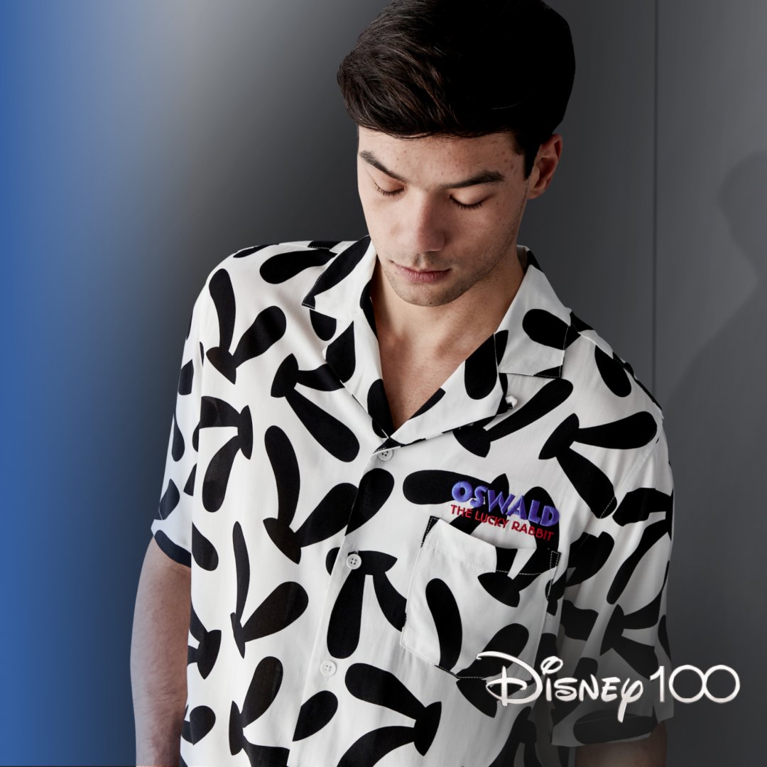 DisneyKeep's tweet photo. Disney100 Oswald The Lucky Rabbit Collection is coming soon #disneykeep

#disneyworld  #disneyfashion #disneymerchandise #disney #disneybound #disneymerch #waltdisney #disneylife #shopdisneyparks #wdw #disneystyle #shopdisney #oswald https://t.co/yVfCp2nxDA