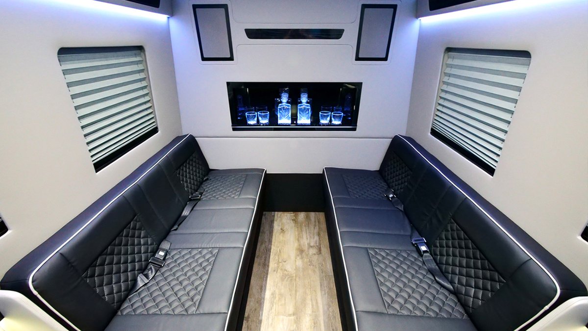 HQCustomDesign's tweet photo. Upgrade your travel game with the luxurious Ambassador Edition Mercedes Sprinter Conversion! Features 4 power captain chairs, side-by-side sofa that converts to bed, retractable tables, custom roof, window shades and more.
https://t.co/Rp5tigs1Cu
.
.
#HQCustomDesign #customvan https://t.co/BzHPqP3J9b