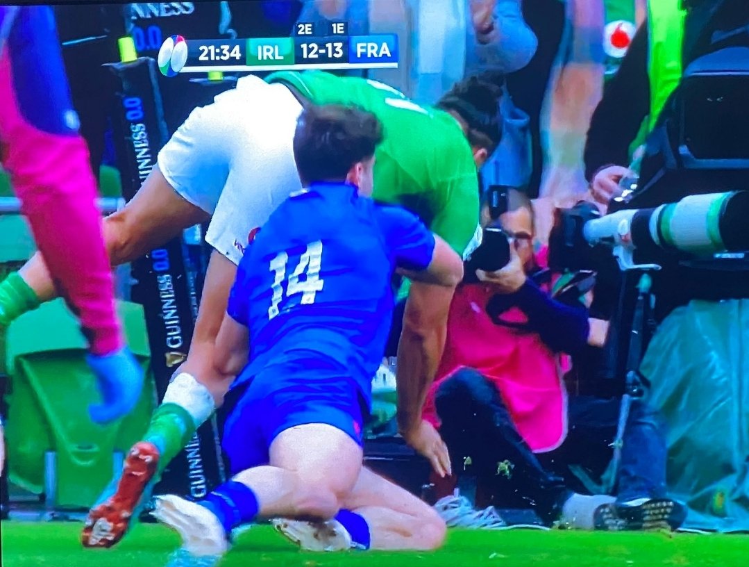 oilly38AE's tweet image. Well done to the produce who didn't show the officials this angle #notry