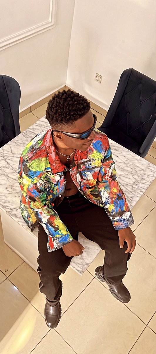 JacketsbyNimi's tweet photo. A champion Piece: Our Custom Impasto Jacket. #JacketsByNimi https://t.co/4Jc24e6LOT