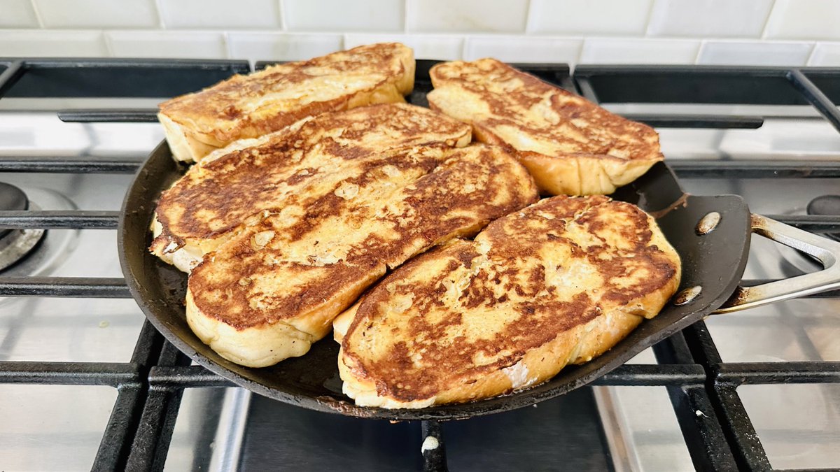 Derek Johnson tweet media