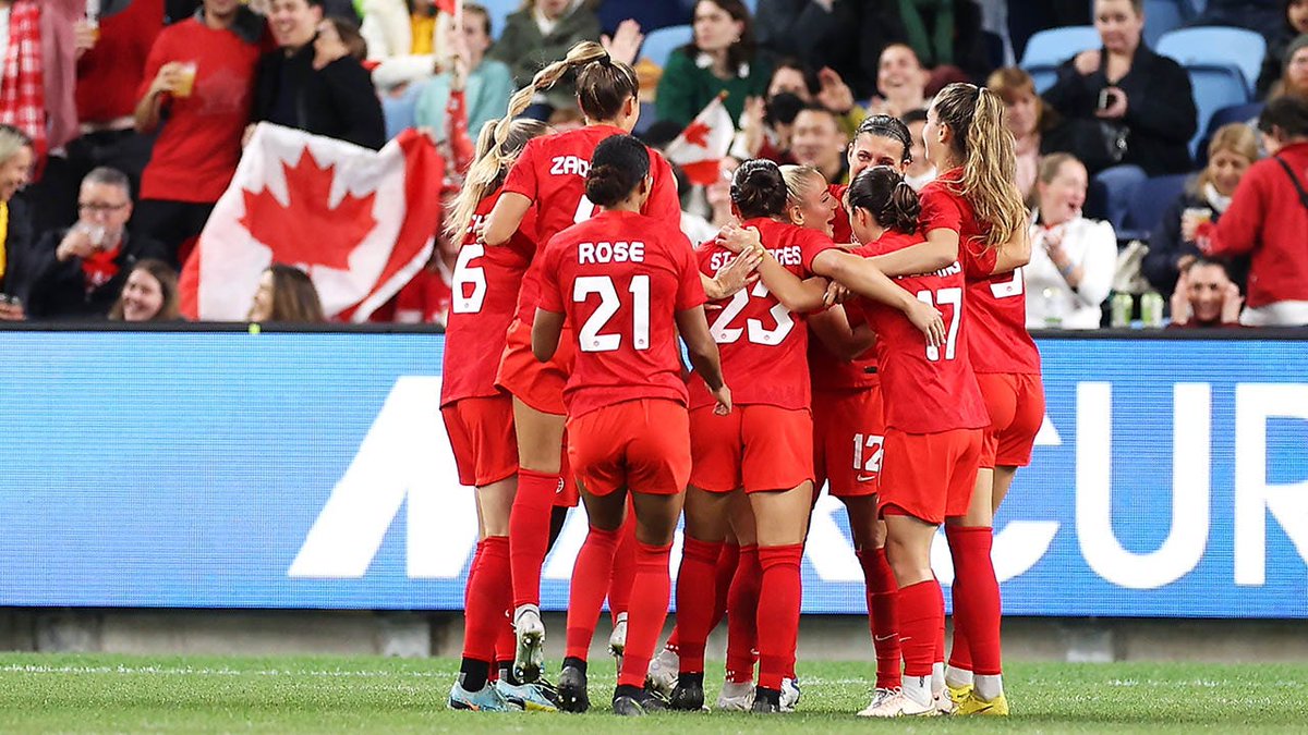butterwordblog's tweet image. Follow 🔴 Read More bit.ly/Spanish-News El equipo de fútbol femenino canadiense en huelga citando problemas de igualdad salarial y recortes presupuestarios | @butterwordblog #Spanish_News #canadiense #Citando #equipo #femenino #fútbol #huelga #igualdad #presupuestarios ...