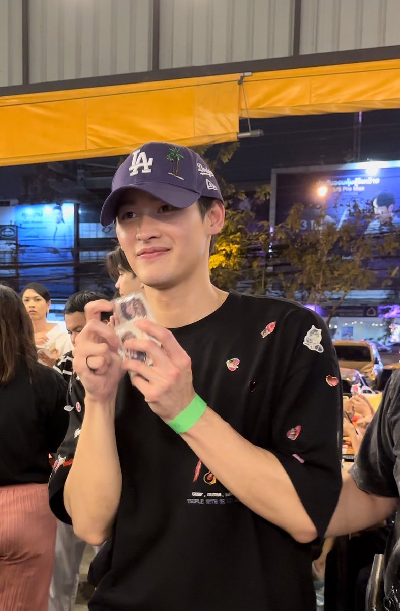 chdoubleetah's tweet photo. น่ารักมากกกกกกก น่ารักตลอด ; - ; ✨🫶🏼🌷💘
#number_9th #หมูกระทะปาร์ตี้กับเก้า https://t.co/4SENbTli5p