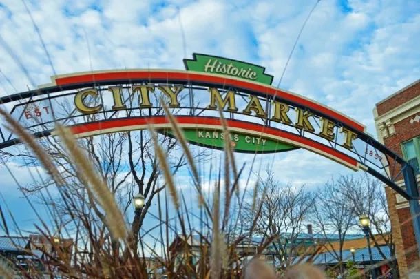 devon_kc's tweet photo. Devon’s Autism Driven Sweet Daddy Corn is back to sell your favorite gourmet kettle corn at the Kansas City River Market at booth 95 from 9-3 with three kettle corn tins.
Are you addicted yet?
Flavors: Original, Vanilla Rum, Cinnamon Habanero, Apple Pie and Gingerbread https://t.co/Po5JLJw7Of
