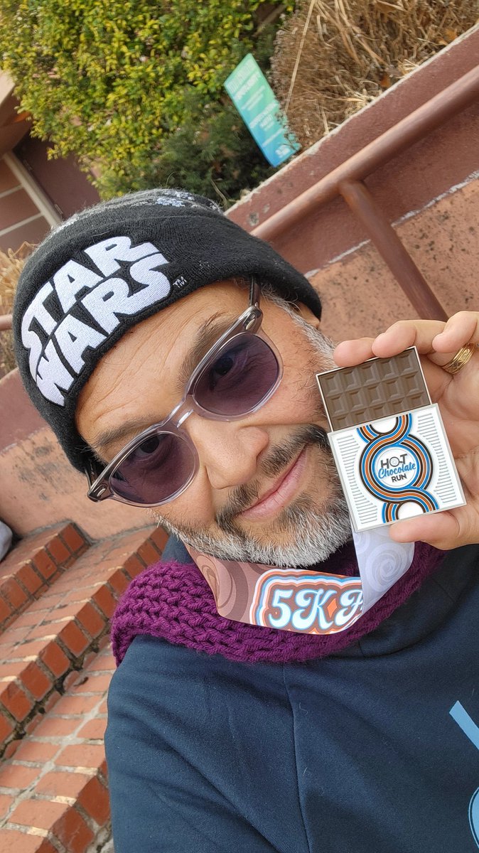 trekker21's tweet photo. We made it!!! #HotChocolate5k #5k #BeInspired #BeInspiring #GettingFitAt51 #fatlossplan #weightlossplan #Walking #weighlossover50 #FitFederation #FitFederationFebruary #HealthJourney #Weightloss #220lbGoal #ThisIsALifestyle https://t.co/kLyRjvGu0L