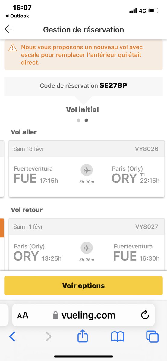 JDURU's tweet photo. #greve11fevrier #orly #vueling 
Allô @vueling y’a quelqu’un ? Vol annulé : personne pour gérer la situation à l’aéroport et aider les vacanciers piégés par nos « chers » aiguilleurs du ciel + appli qui bug (voir l’info client en image #chercher #erreur) https://t.co/QHxwGx1LAK