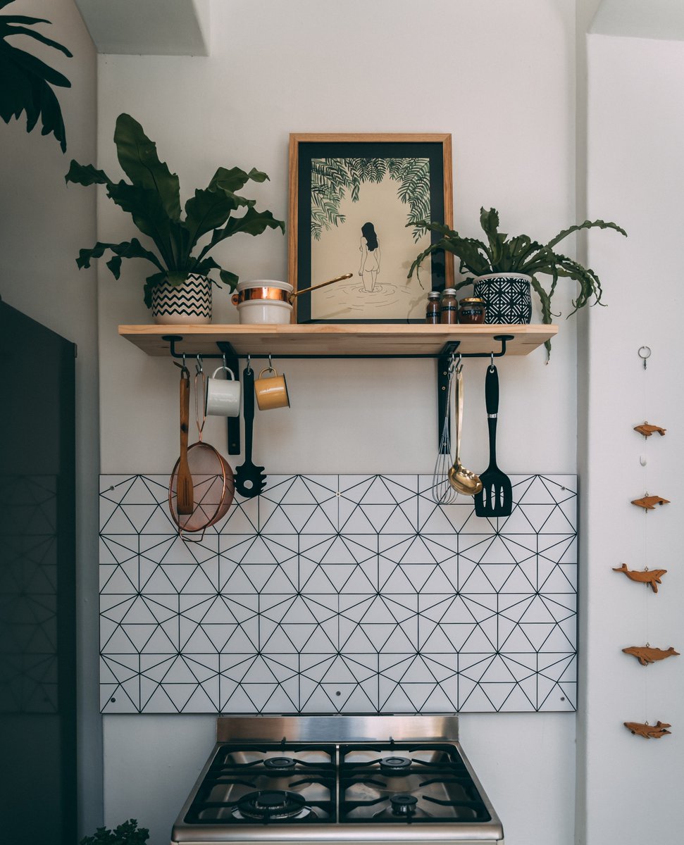 Things we love: kitchens that bring us back to eras we love; plants breathing life and love in our kitchens; custom appliances to perfectly match our lifestyles 💫