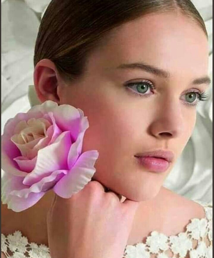 Myratte1's tweet photo. مساء الورد https://t.co/0nzn7depSX