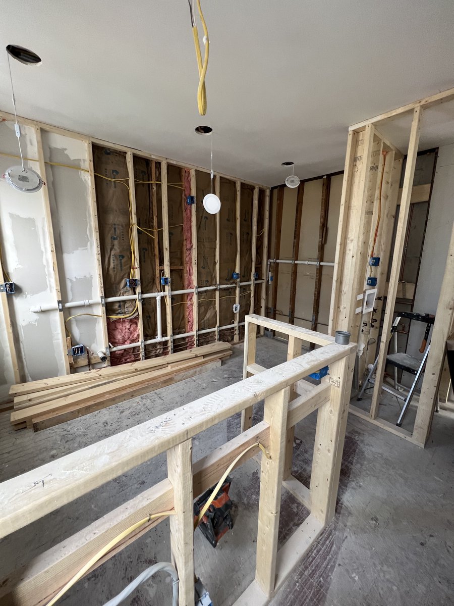 FBrenovations's tweet photo. Kitchen update time: it's looking very good! Look out for results!

#kitchen #kitchenremodel #kitchendesign #firebellyeffect #renovation #remodel #home #interior #contractor #house #decor #homedesign #homesweethome #dmv #renovationhome #alexandriava #arlingtonva #washingtondc https://t.co/McKurXGy14