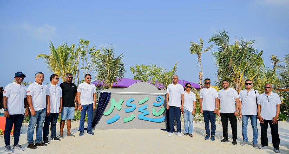 FaisalNasym's tweet photo. Alhamdhlillah, with the help of the SoEs, other contributers &amp; the guidance of HEP, the picnic island has been completed and opened for public use today. Hoping our people will have a good time with family and friends in the island making precious memories. https://t.co/rl3USXIpYW