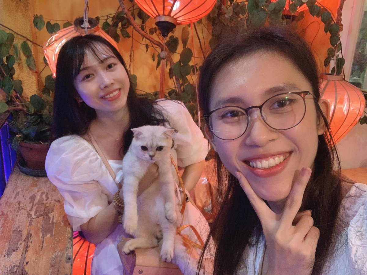 MiMi18699's tweet photo. 土曜にペットと散歩してる〜🐈 https://t.co/SckRHBv1Df