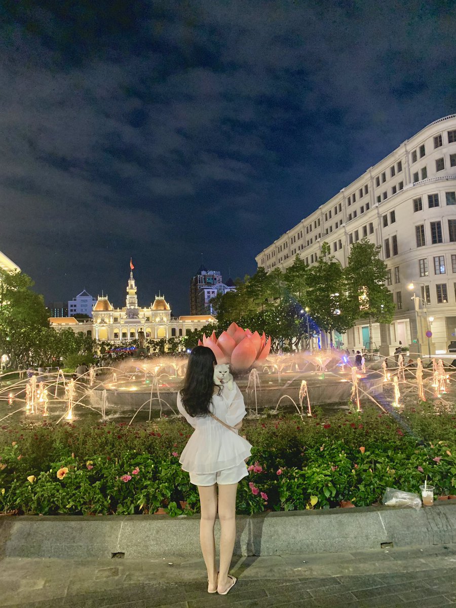 MiMi18699's tweet photo. 土曜にペットと散歩してる〜🐈 https://t.co/SckRHBv1Df