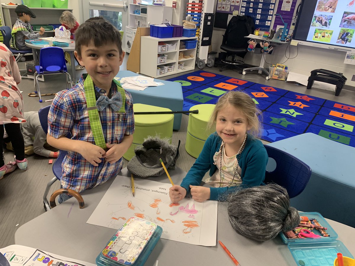 SlusherKinder's tweet photo. Making a book of 100 Zoo Animals! https://t.co/sA5DUbFsgc