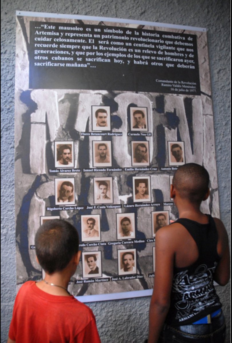 #RadioArtemisa El sello editorial #VerdeOlivo presenta en la edición 31 de la Feria Internacional del Libro varios títulos que rinden homenaje al aniversario 70 de la epopeya del #Moncada.
Se refleja en ellos la participación de #Artemisa en la epopeya.
#CubaViveEnSuHisoria