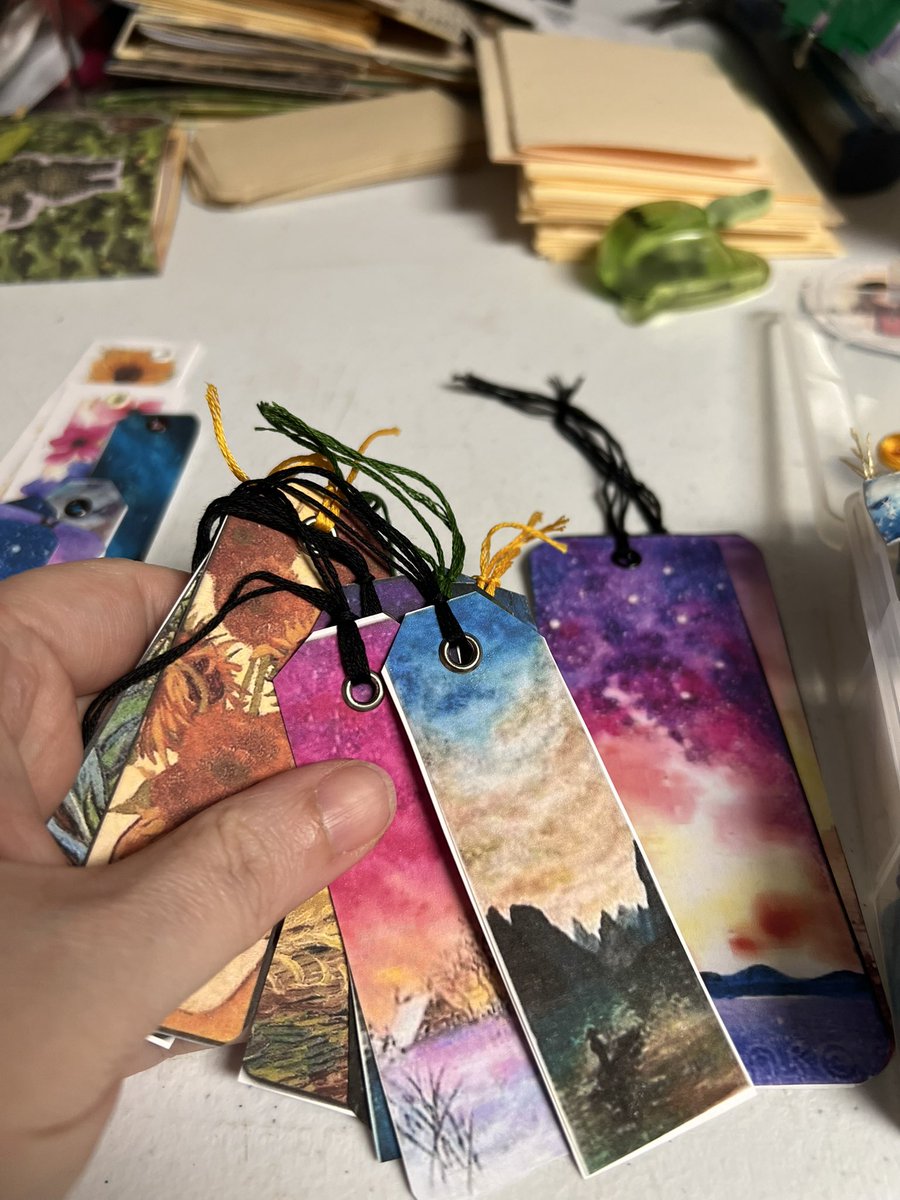 ahvryb's tweet photo. My new bookmarks, beautiful. https://t.co/YgdqaI6vjD