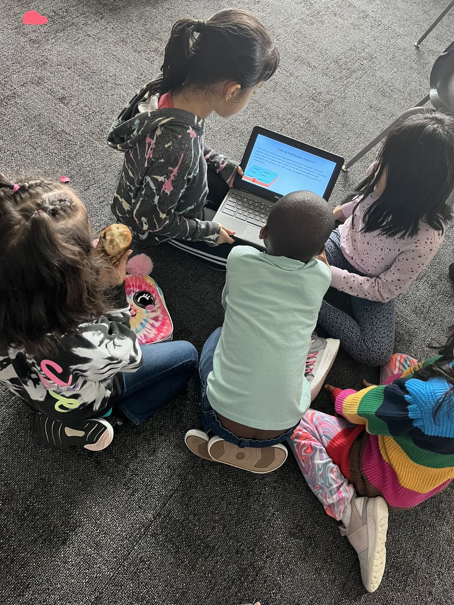 SinksInnovators's tweet photo. Students had a blast sharing their rapid change natural hazard presentations to our kindergarten buddies! Thank you @MadisonPRhodes, @kirkkinder, and @_madiecook for partnering with us! @MinettElem @ci_elem https://t.co/Jjx49poM6S