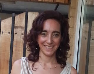 Pasoavaloresok's tweet photo. AL AIRE | Charlamos con Ángeles Sanchez Diez (@asanchezdiez) - Economista de la Universidad Autónoma de Madrid. https://t.co/gYkqJYPEJH