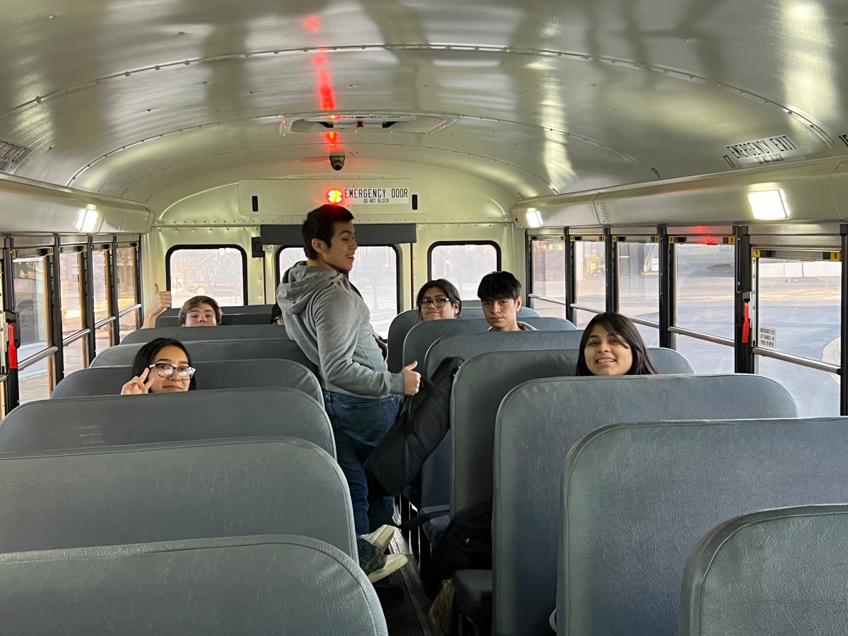 RLHSChess's tweet photo. Back at it for Round #5! We’re awake, fed, and we’ll rested for our final day at @IHSAChess https://t.co/NYA2vwIEwH